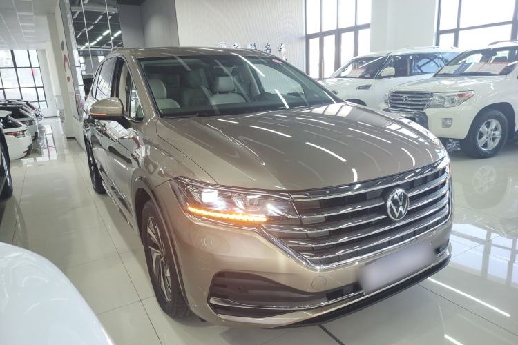Used Volkswagen Viloran 2023 380TSI Luxury Edition