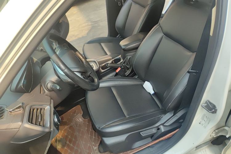 Used Ford Escort 2017 Happiness Edition 1.5L Automatic Fashion Version Left Front Seat