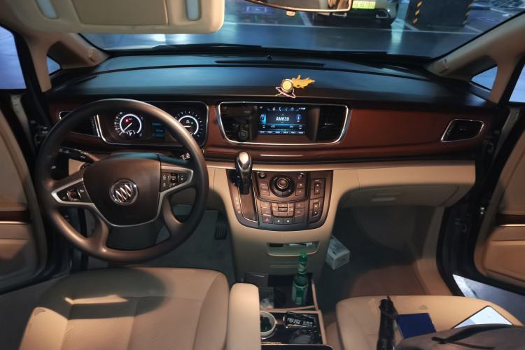 Used Buick GL8 2018 28T Comfort Model China VI Standard