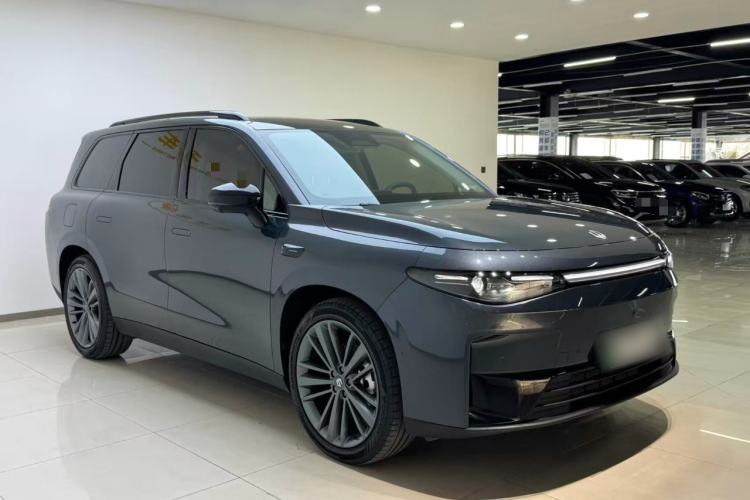 Used Leapmotor C16 2024 Range-Extended 200 Luxury Edition Front Right 45 Deg