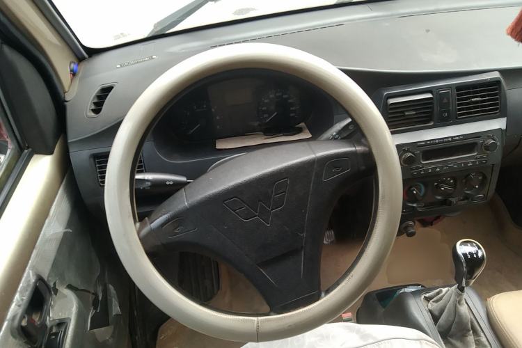 Used Wuling Rongguang 2014 1.2L S Standard Model Steering Wheel