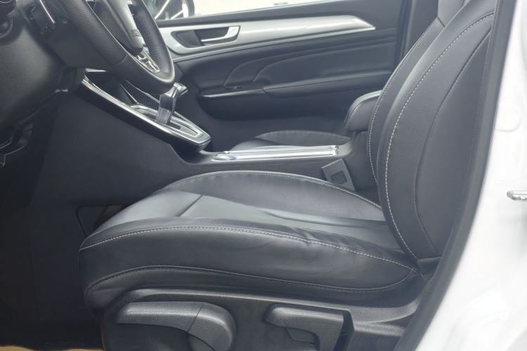 Used Haval M6 2021 PLUS 1.5T DCT Luxury Smart Connectivity Model
