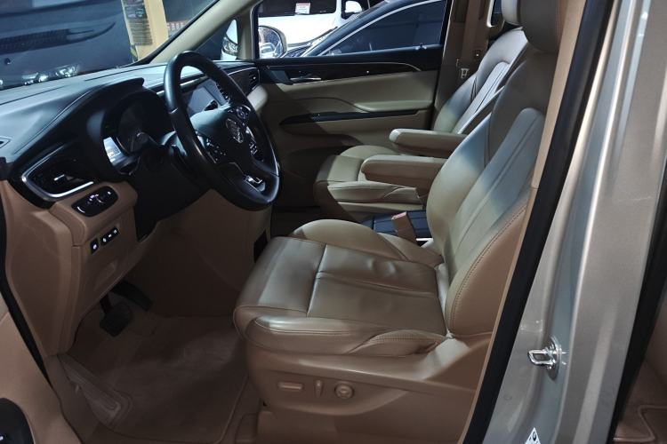 Used Buick GL8 2018 ES 28T Flagship Model China VI Standard