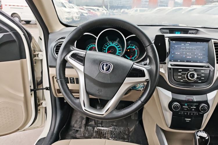 Used CHANGAN Eado 2014 1.6L Manual Luxury Model Steering Wheel