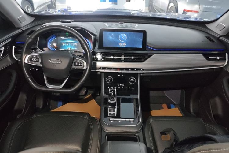 Used Chery Tiggo 8 2020 Revised Version 290TGDI Automatic Luxury Edition Center Console