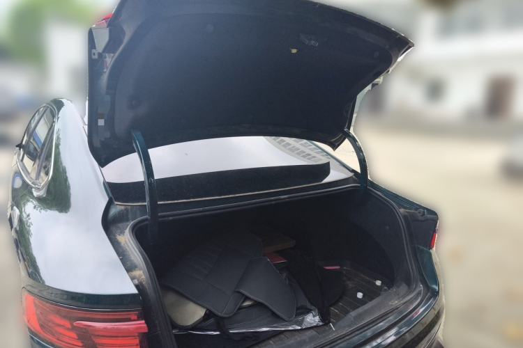 Used Geely Auto Preface 2023 2.0TD "Only This Verdant Green" Edition Trunk