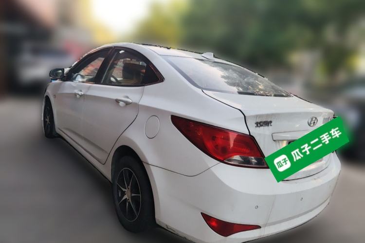 Used Hyundai Verna (older generation) 2014 1.4L Manual Smart GLS Trim