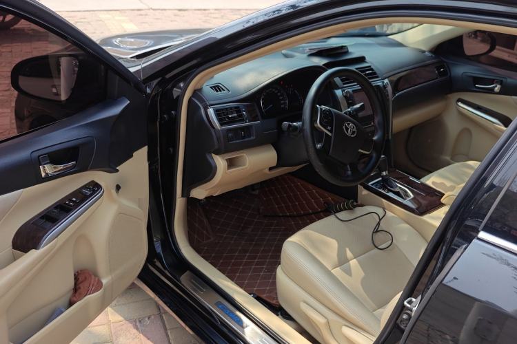 Used Toyota Camry 2016 2.0E 10th Anniversary Elite Edition Driver Seat