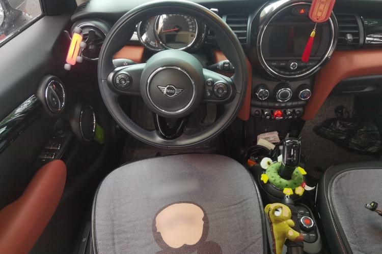 Used MINI 2021 1.5T ONE PLUS Five-Door Edition Steering Wheel