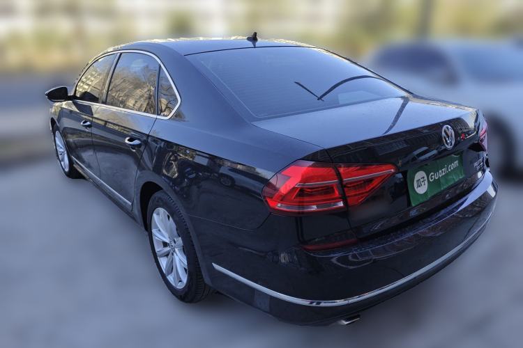 Used Volkswagen Passat 2017 330TSI DSG Luxury Edition Rear Left 45 Deg