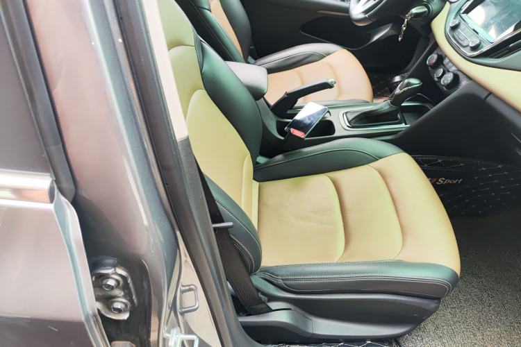 Used Chevrolet Monza 2020 320 Automatic Enjoyment Edition
