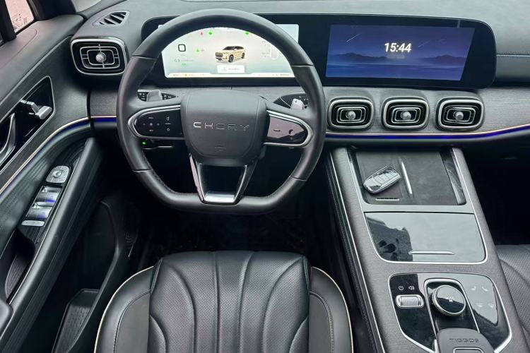 Used Chery Tiggo 9 2023 2.0T Dual-Clutch Two-Wheel Drive Luxury Edition 5 Seats