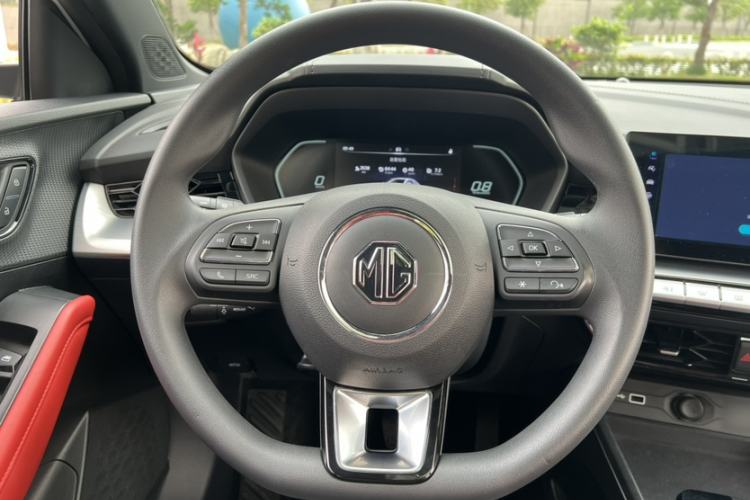 Used MG 5 2023 180 DVVT CVT Luxury Edition Steering Wheel