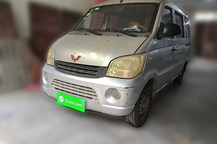 Used Wuling Zhiguang 2010 1.0L New Version Practical Short-Body L2Y