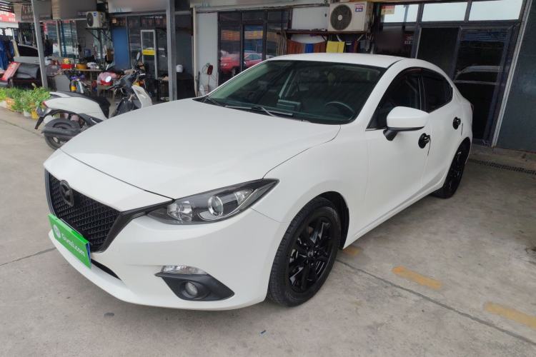 Used Mazda Mazda 3 Axela 2016 Sedan 1.5L Automatic Comfort Model
