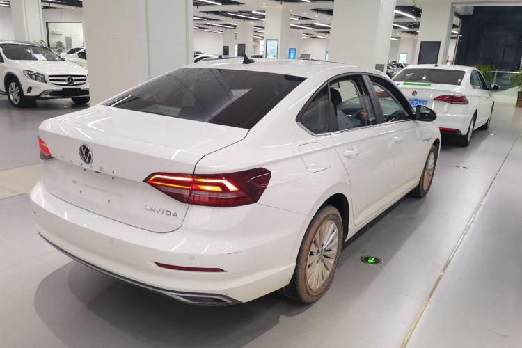 Used Volkswagen Lavida 2022 1.5L Automatic Comfort Edition
