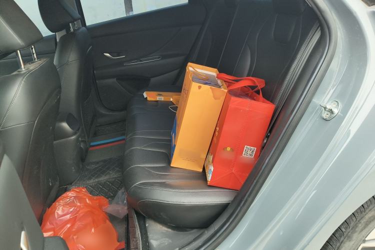 Used Hyundai Elantra 2021 1.5L CVT LUX Prestige Edition
