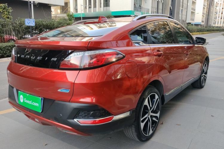 Used Venucia T90 2018 2.0L CVT Smart Connect Leading Edition China V Standard
