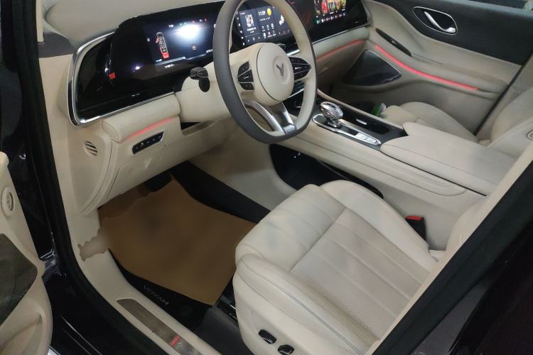 Used VOYAH Dream 2024 EV Long-Range Premium Edition