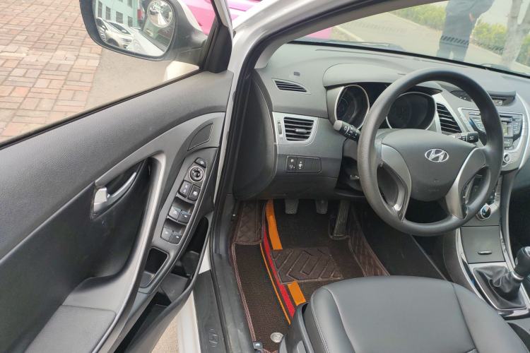 Used Hyundai Elantra (5th Generation / Langdong) 2015 1.6L Manual Leading Model Driver Seat