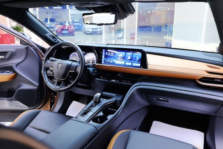 Used Toyota Crown 2023 2.4T SportCross HEV Four-Wheel Drive Ultimate Edition
