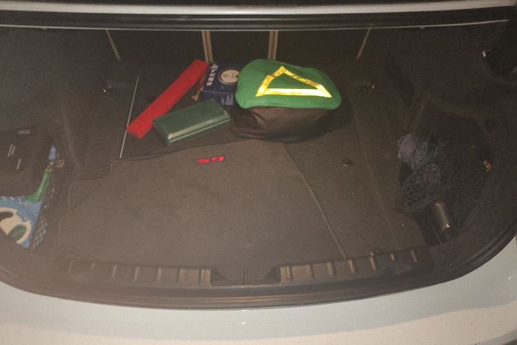 Used BMW 3 Series 2013 320i Sport Edition Trunk