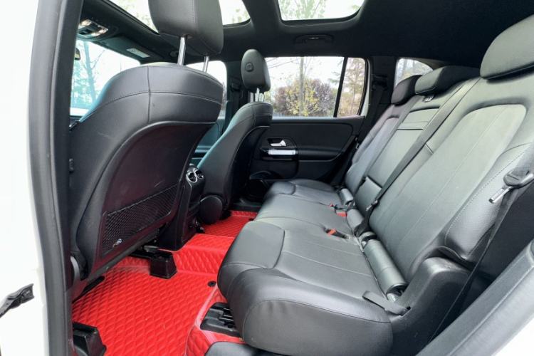 Used Mercedes-Benz GLB 2021 GLB 200 Dynamic Edition Interior 8