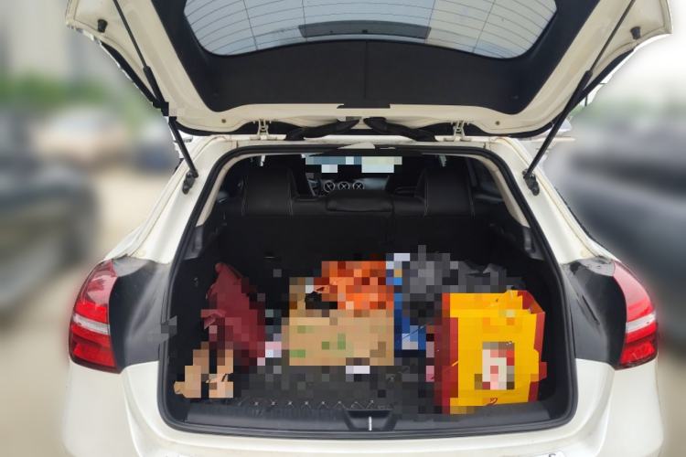 Used Mercedes-Benz GLA 2018 GLA 200 Fashion Model Trunk