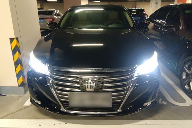 Used Toyota Crown 2015 2.0T Fashion Edition