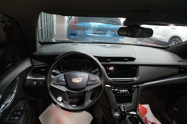 Used Cadillac XT5 2021 2.0T Two-Wheel Drive Luxury Version