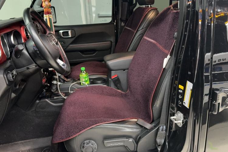 Used Jeep Wrangler 2021 2.0T Robin Hood Four-Door Edition Interior 1