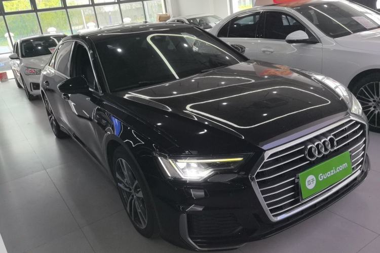 Used Audi A6L 2021 40 TFSI Luxury Dynamic Edition Front Right 45 Deg