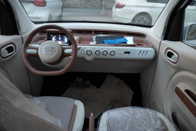 Used Bestune Pony 2026 222km Colorful Horse