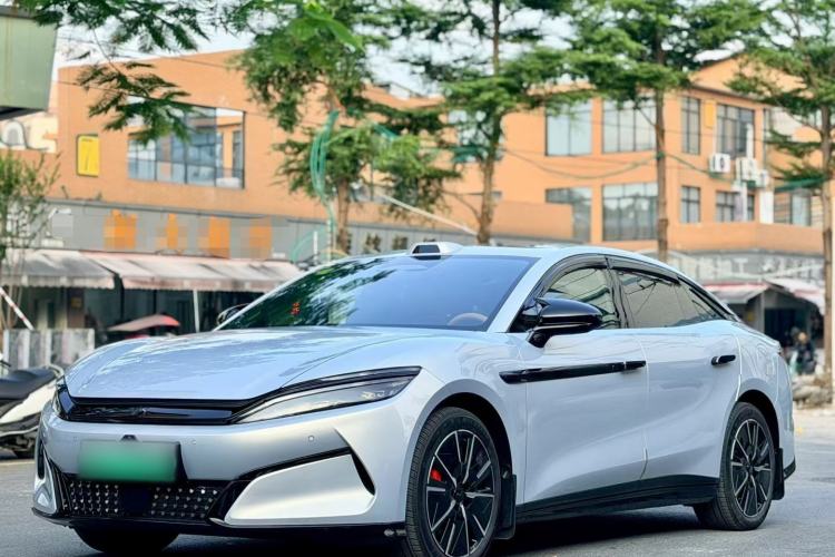 Used BYD Han L 2025 EV 701 km LiDAR Flagship Edition
