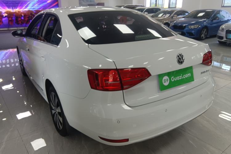 Used Volkswagen Sagitar 2018 1.6L Manual Comfort Model