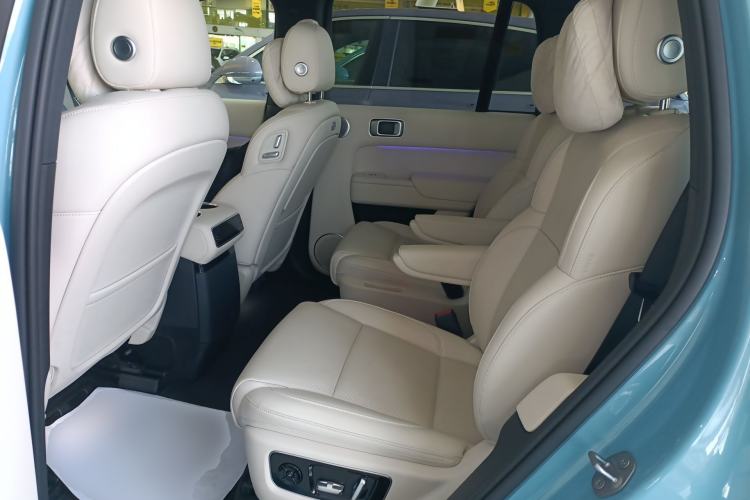 Used Li Auto L8 2024 Ultra Model