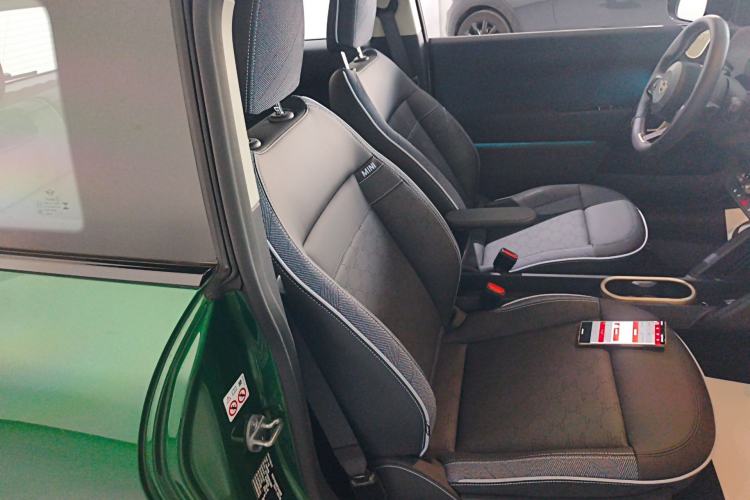 Used MINI Electric COOPER 2024 452km COOPER SE Artist
