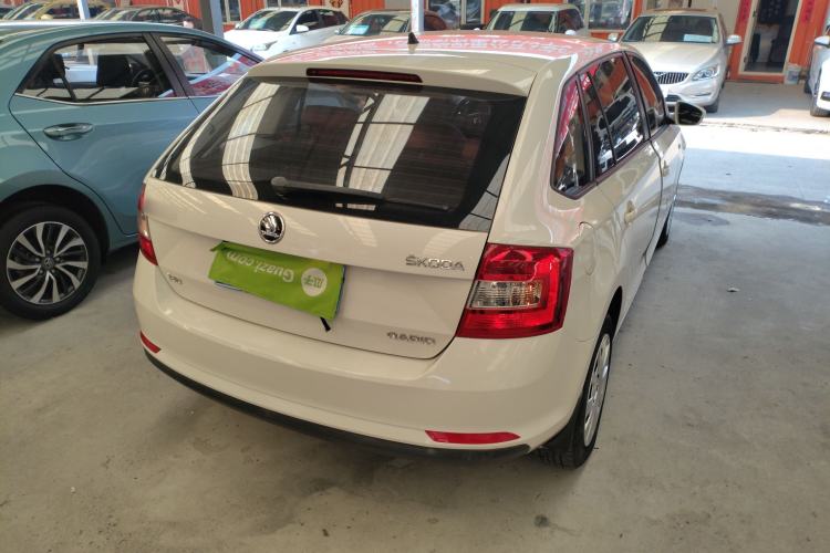 Used Skoda Rapid Spaceback 2016 Revised Version 1.6L Automatic Front-Drive Edition