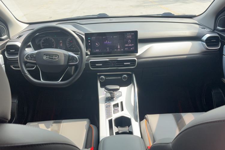 Used Geely Auto Coolray 2023 1.5T DCT Platinum Edition
