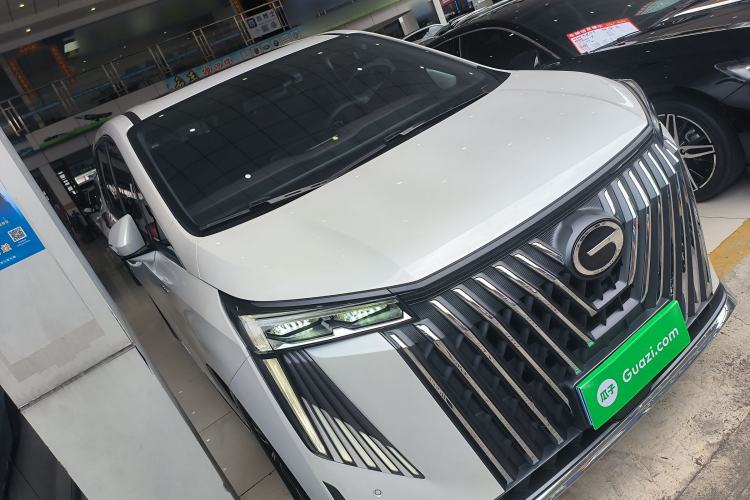 Used GAC Trumpchi M8 2024 Master Series 400T Prestige Edition Front Right 45 Deg