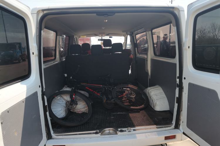 Used SAIC MAXUS Xintu V80 2021 2.0T Manual Classic Aoyuntong Short Wheelbase Ultra-Low Roof 5/6-Seater
