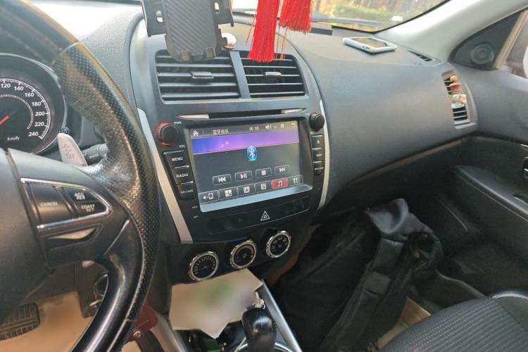 Used Peugeot 4008 2013 2.0L 4x4 Fashion Edition
