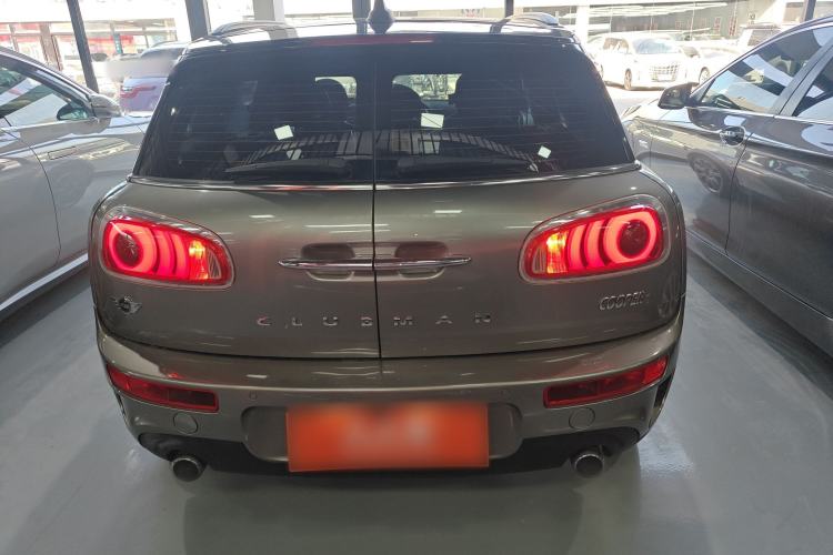 Used MINI Clubman 2016 Revised Version 2.0T COOPER S Connoisseur Edition
