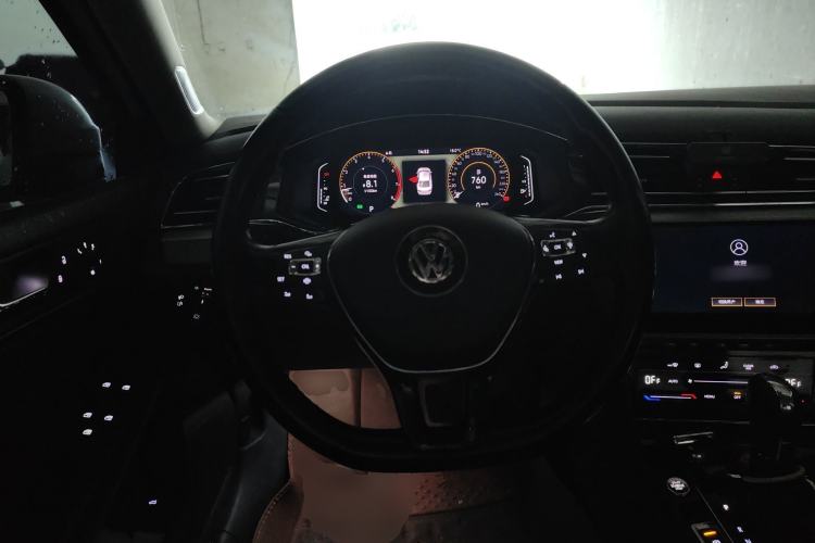 Used Volkswagen Lamando 2021 280TSI DSG Comfort Edition Steering Wheel