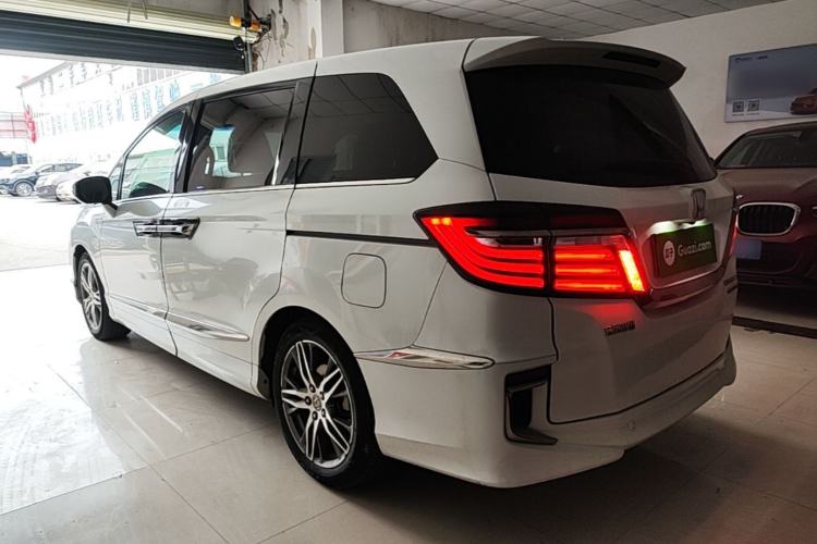 Used Honda Elysion 2019 2.0L Hybrid Luxury Edition Rear Left 45 Deg