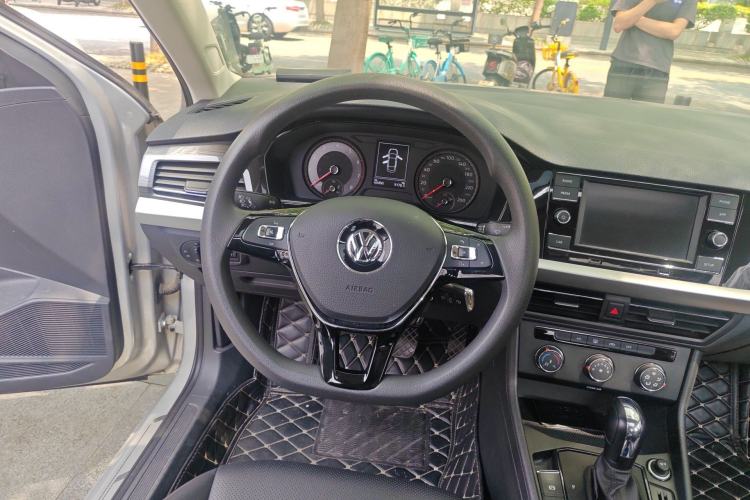 Used Volkswagen Lavida 2019 1.5L Automatic Comfort Edition China VI Standard