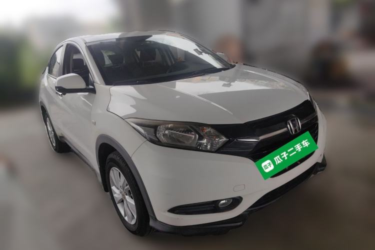 Used Honda Vezel 2015 1.5L CVT two-wheel drive Comfort trim Front Right 45 Deg