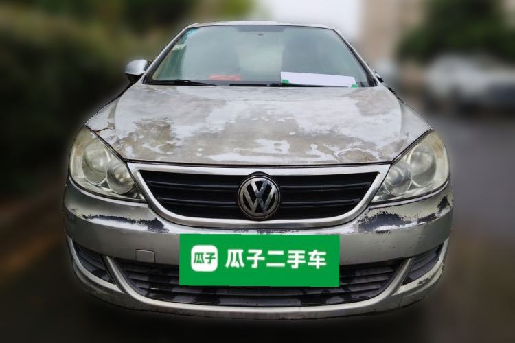 Used Volkswagen Lavida 2013 Classic 1.6L Manual Fashion Edition Front