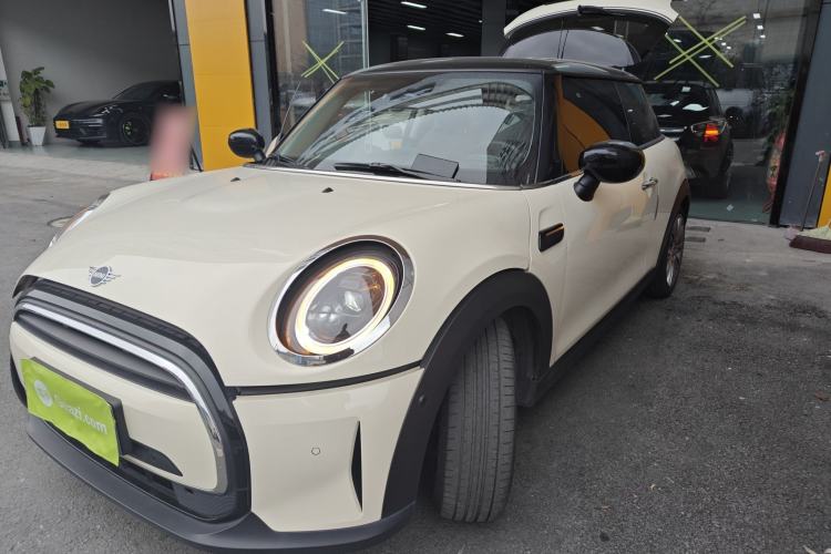 Used MINI MINI 2022 1.5T COOPER Classic Edition