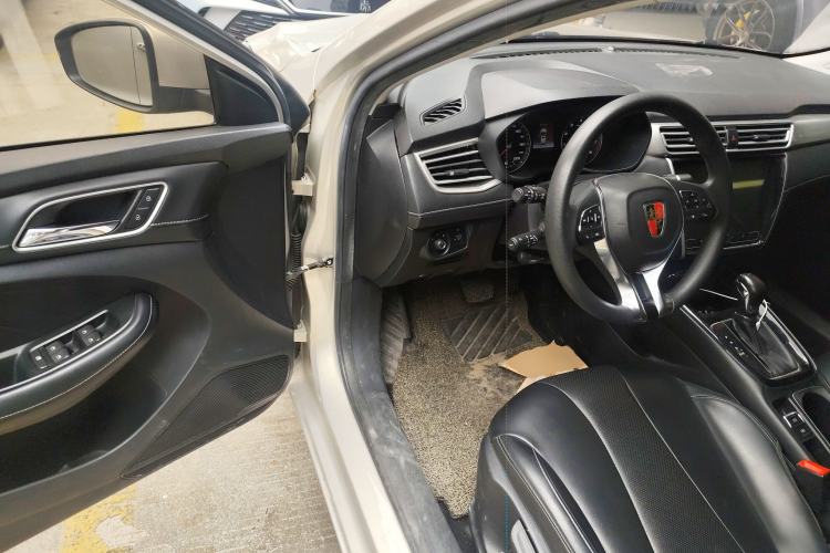 Used Roewe i5 2019 1.5L Automatic 4G Connected Langhao Edition Driver Seat